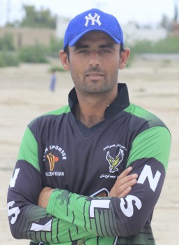 Haibat H Khan