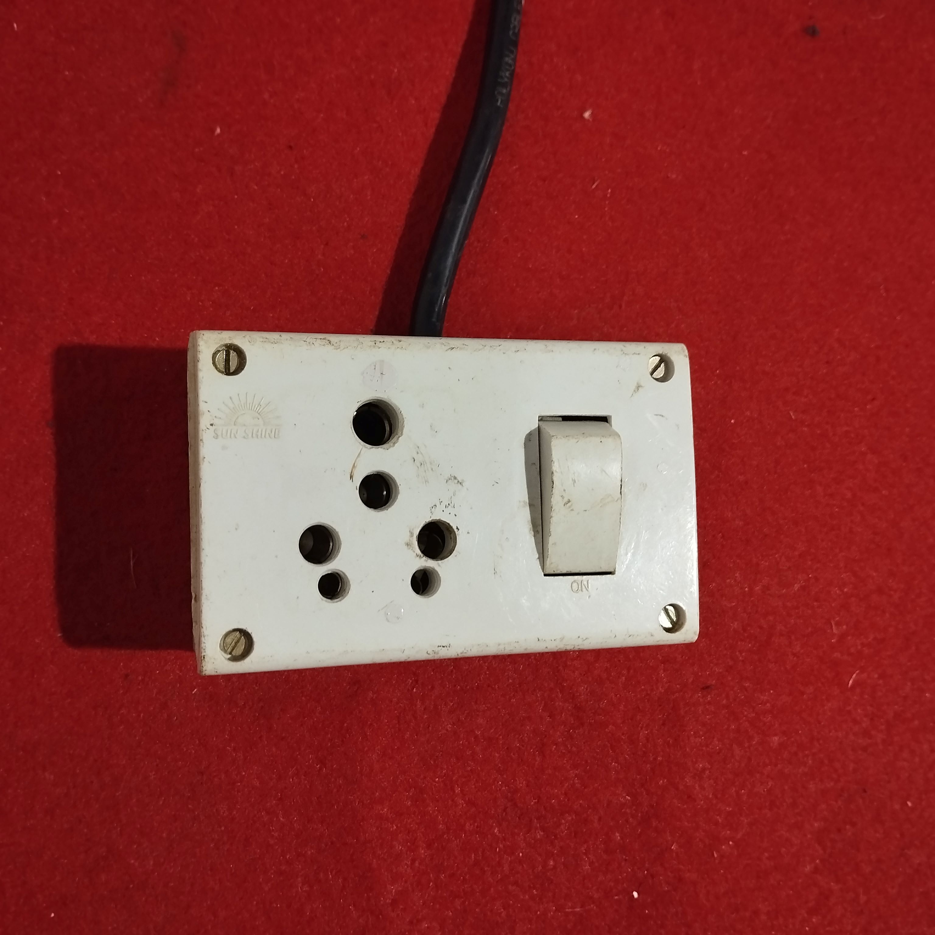 Single Plug Socket with Switch