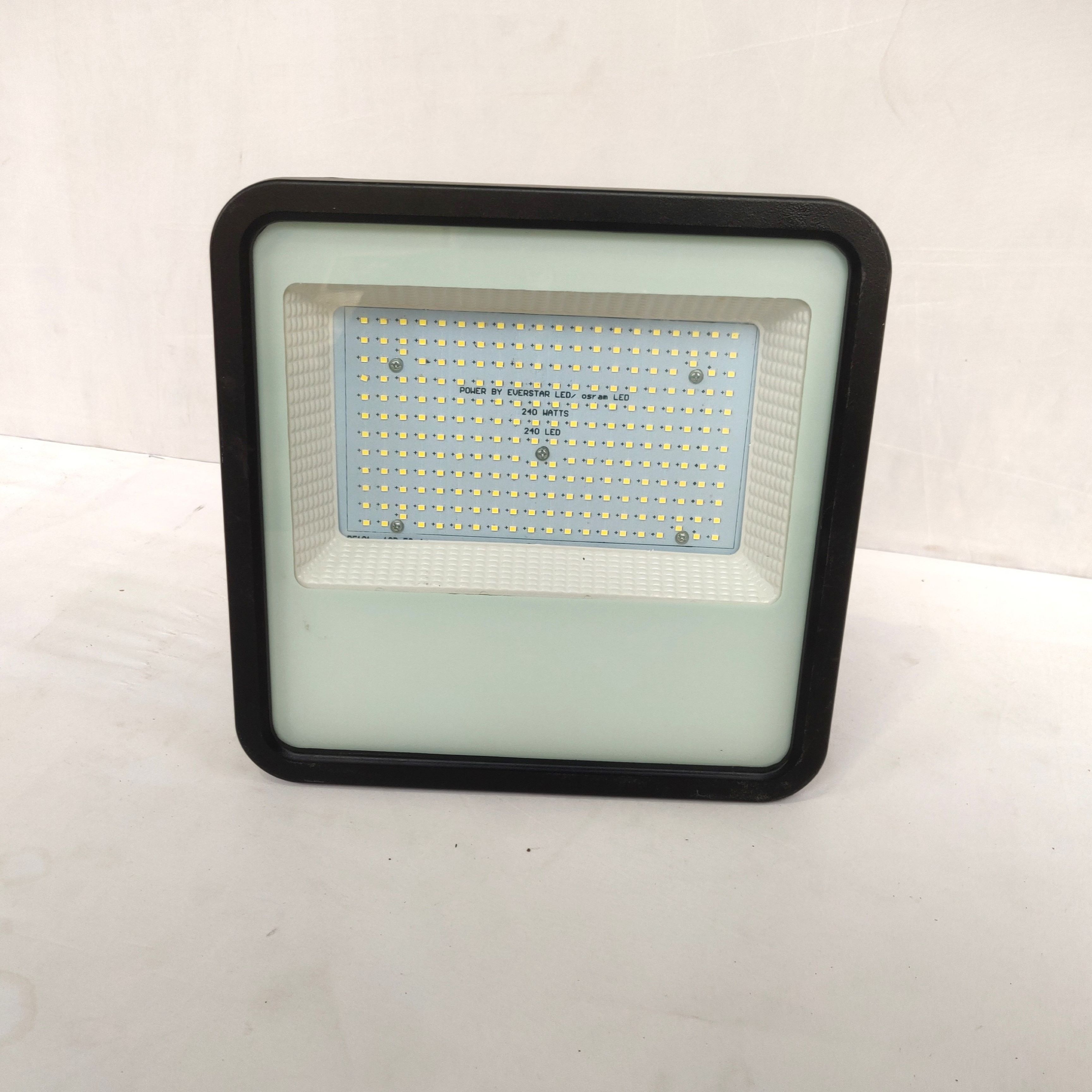 Flood Lights 200W Cool White (Halogen, Metal LED)