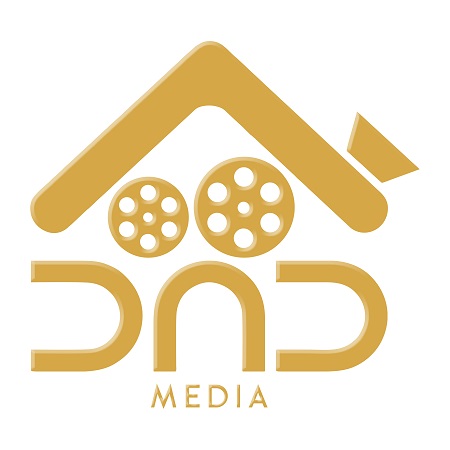 Dnd Media In Gold Colour Device mark 4660463 Trademark