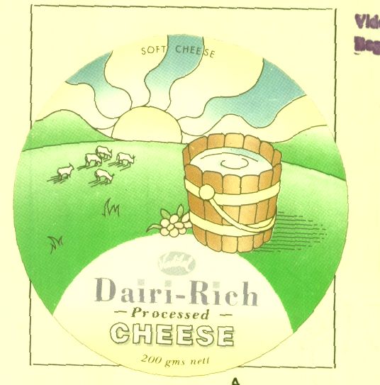 Dairi - Rich Cheese (label With Dev. Of Cow And Sun And Bucket) Device mark 663684 Trademark