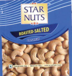 Star Nuts Device mark 1723185 Trademark