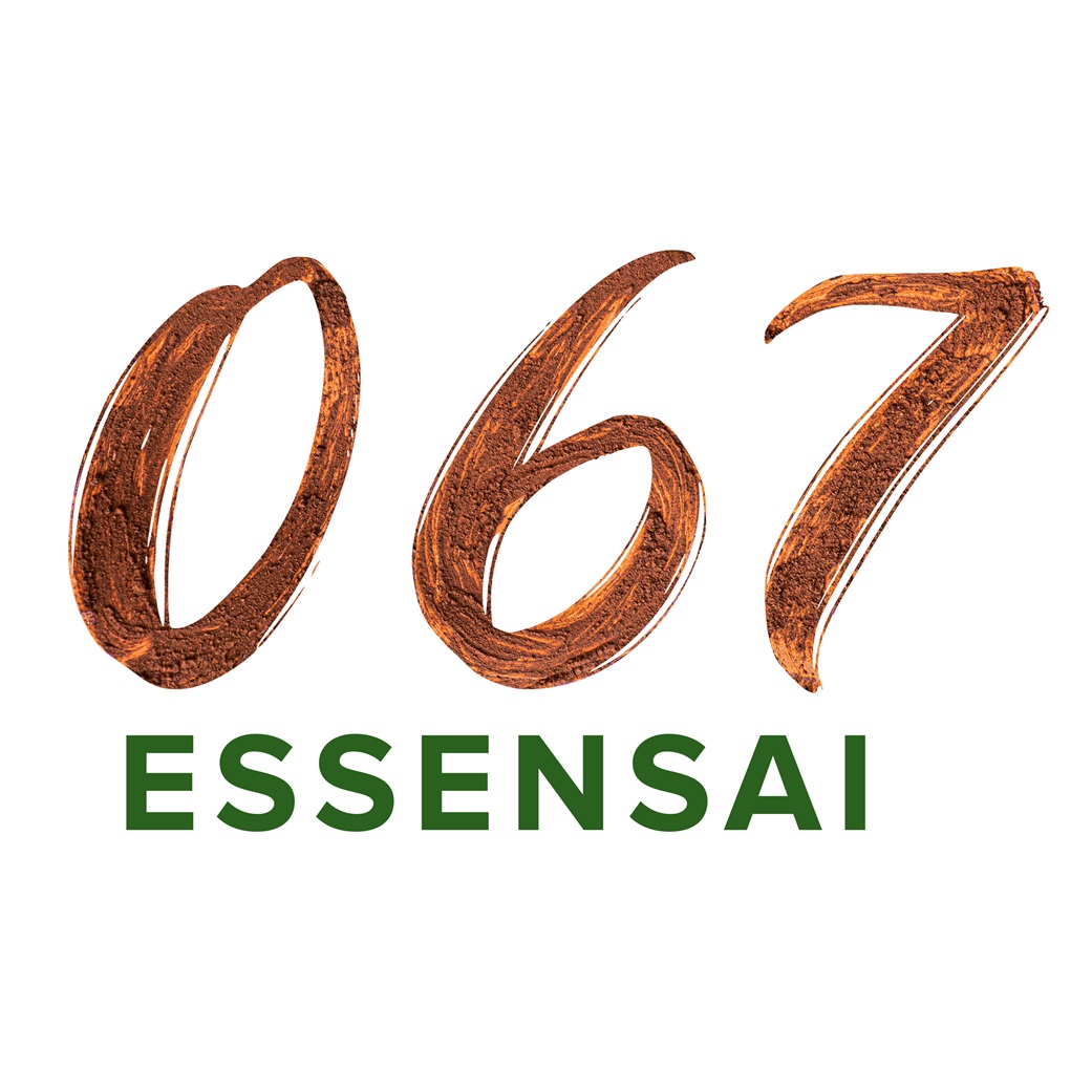 Essensai In The Colour Green Alongwith The Numerals “067” Device mark 6654856 Trademark
