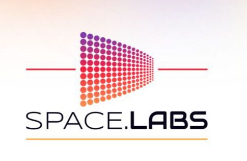 Space Labs With Device Device mark 7047696 Trademark