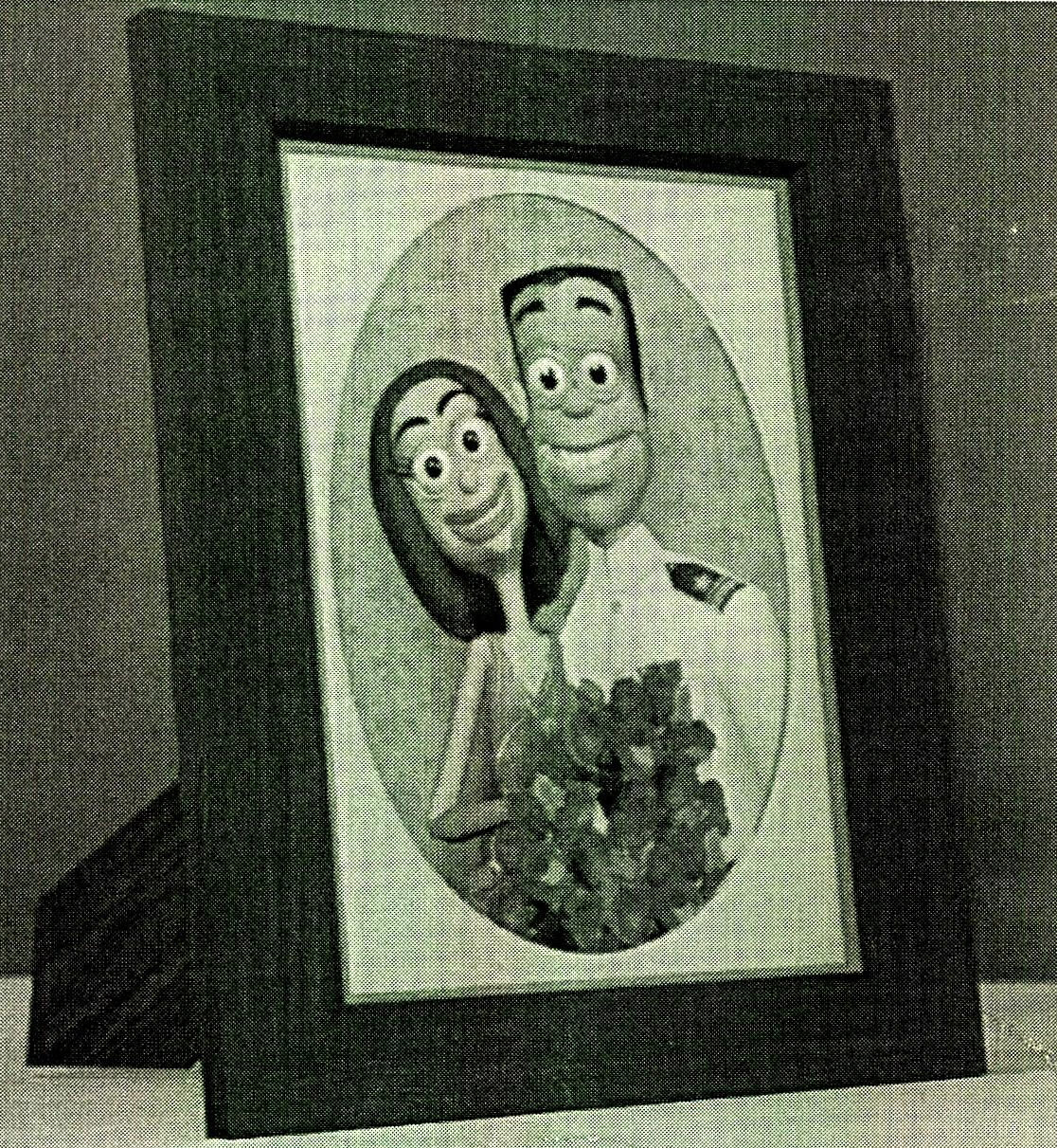 Cartoon "daughter & Son In Law" (device) Device mark 2590575 Trademark