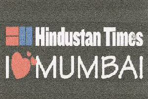 Hindustan Times I Mumbai With Device Of Heart Device mark 1607009 Trademark