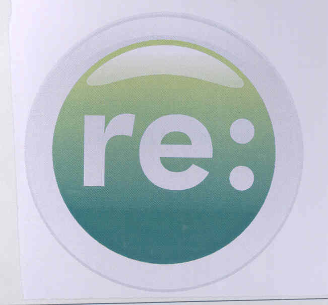 Re (labal) Device mark 1735258 Trademark