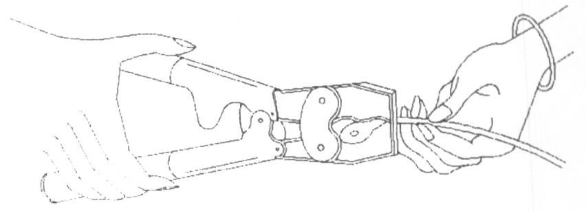Hand Crimp Tool (logo) Device mark 1611093 Trademark