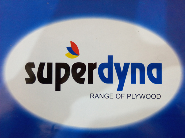 Superdyna Range Of Plywood Device mark 4139979 Trademark