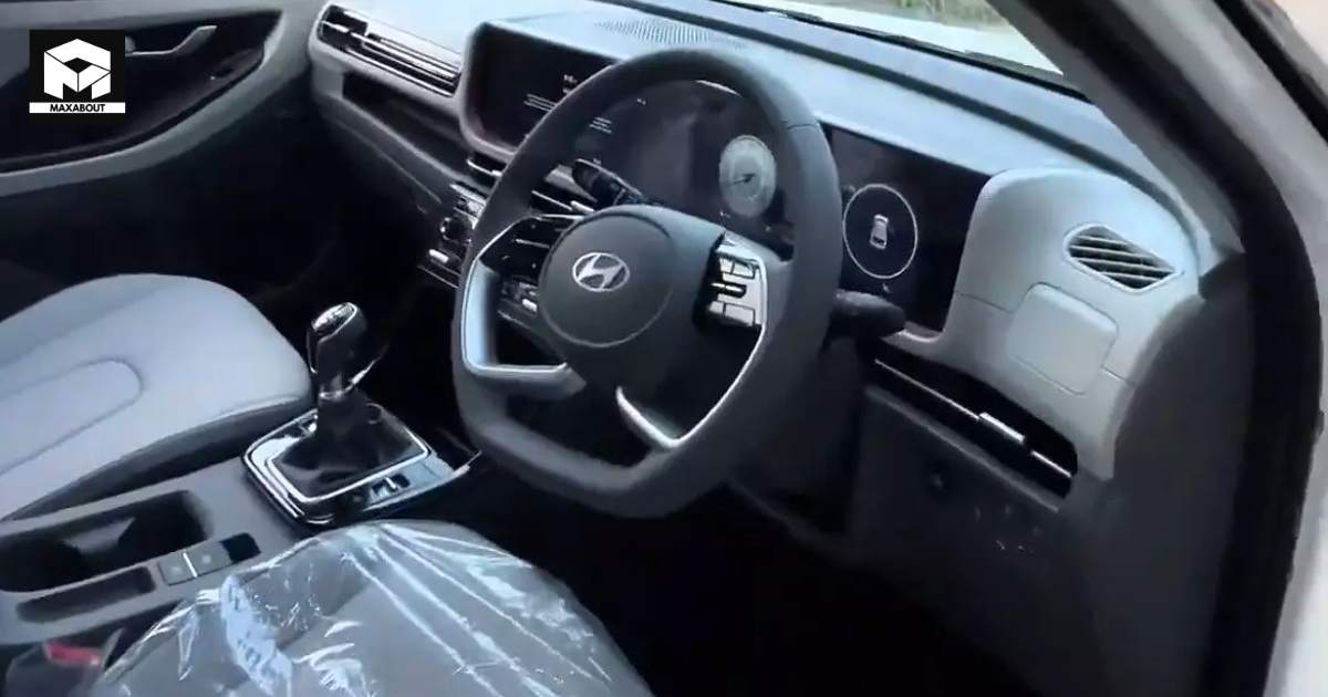 Hyundai Creta Facelift Spotted at a Dealership Stockyard - right
