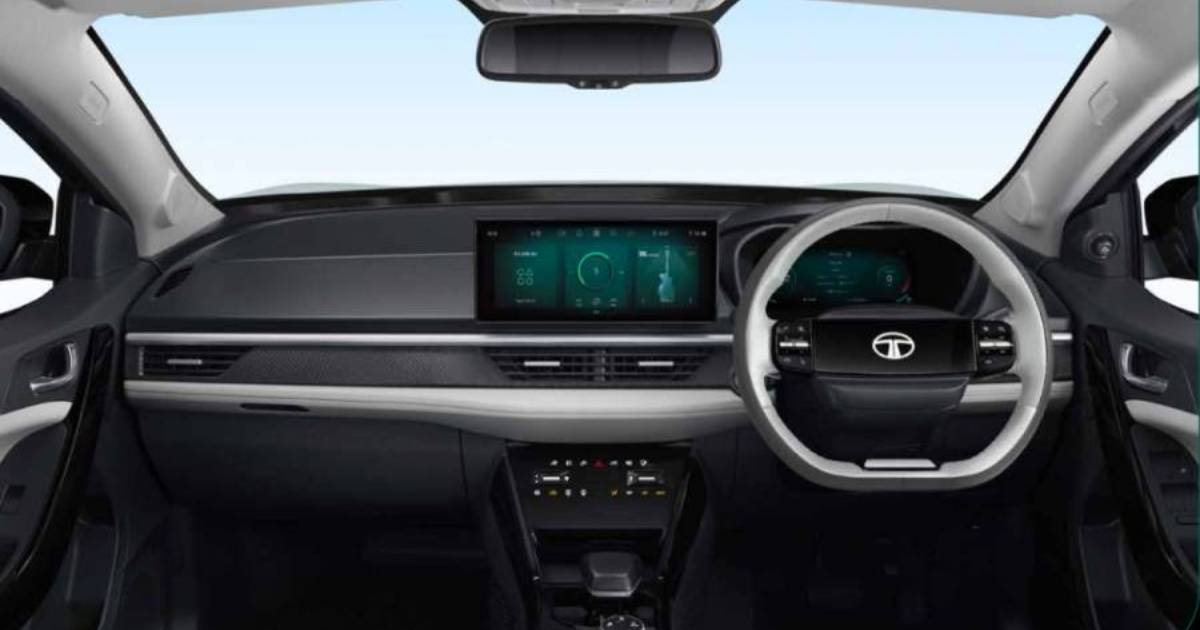 Tata Nexon EV vs. Mahindra XUV400 - Round Three Comparison Unveiled - left