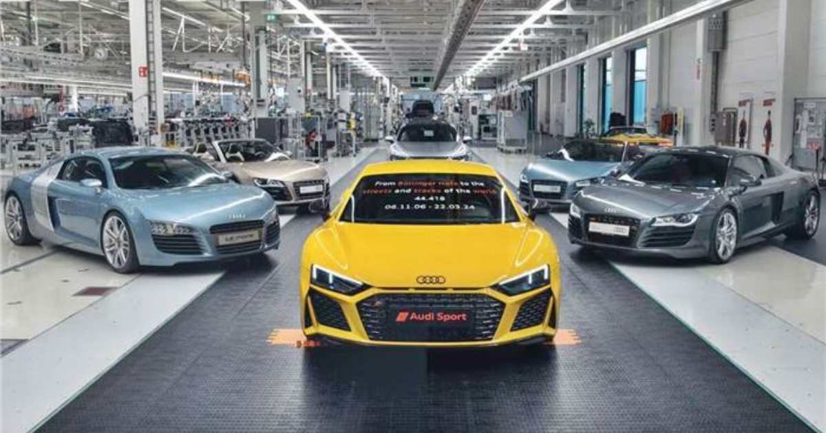 Final Audi R8 Supercar Rolls Off Production Line - snap