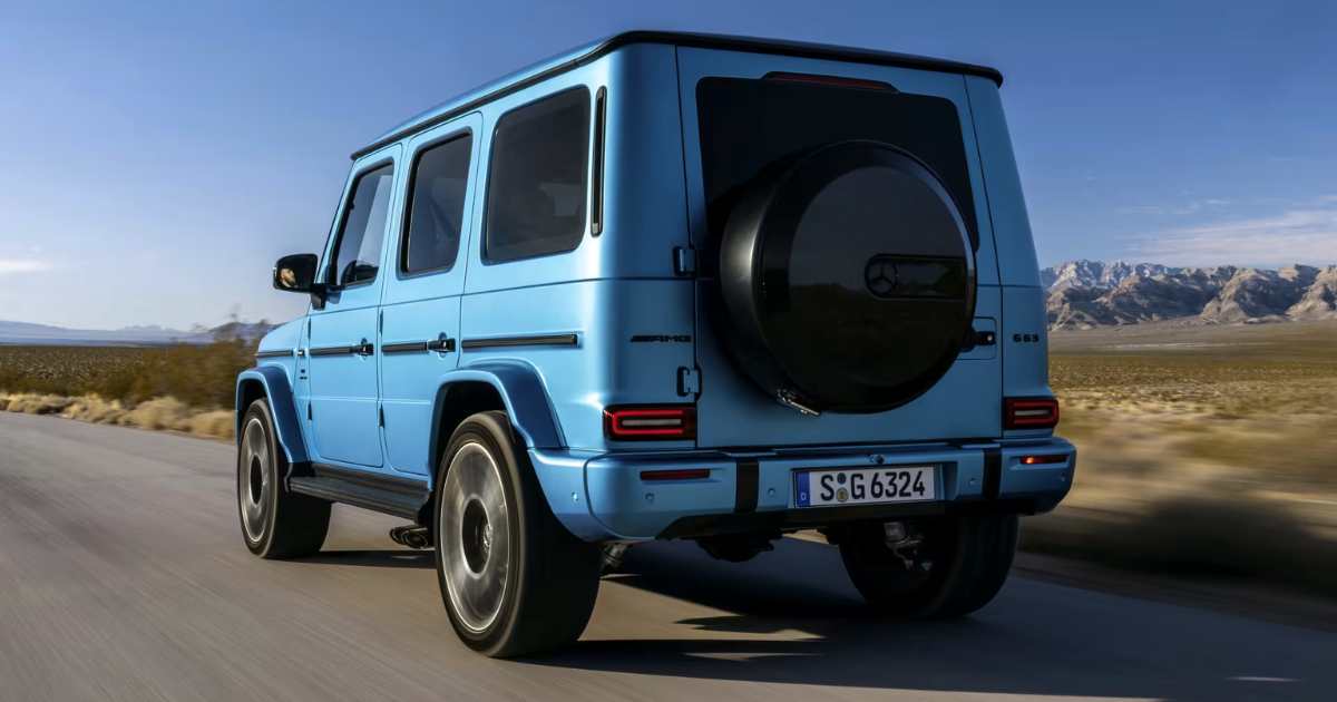 New 2024 Mercedes G-Class Facelift Unveiled - background