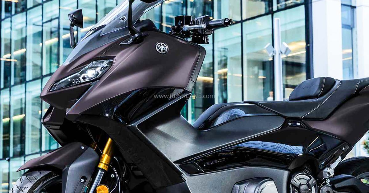2024 Yamaha TMAX560 Debuts: Will It Hit Indian Roads This Year? - front