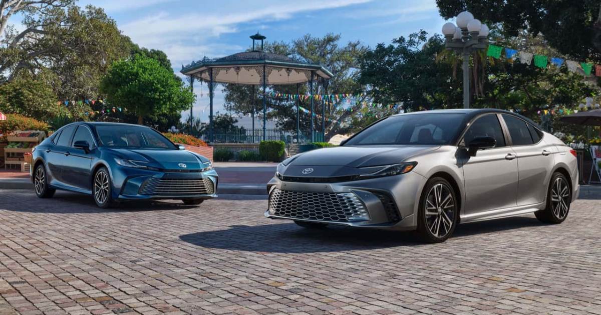 2025 Toyota Camry Unveiled: New Design, Advanced Tech, and AWD Option - background