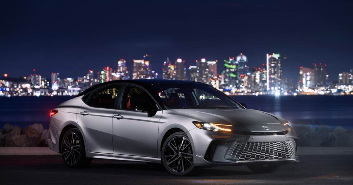 2025 Toyota Camry Unveiled: New Design, Advanced Tech, and AWD Option - left