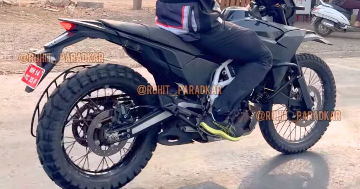 KTM 390 Enduro and 390 Adventure Spotted Testing Together in India - right