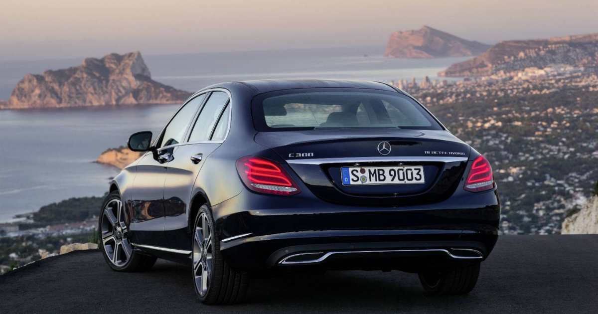 Mercedes-Benz C 300 Petrol Set to Replace C 300d in India - picture