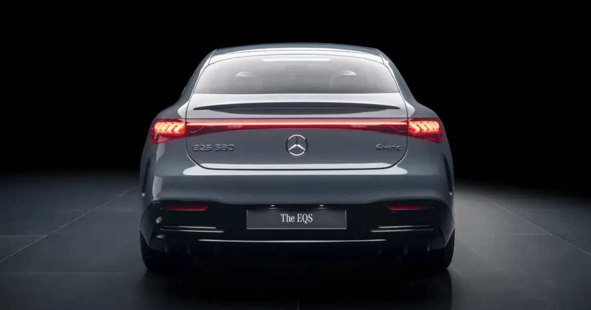 Mercedes Unveils EQS Facelift with Fresh Grille Design and Upgraded Battery - pic