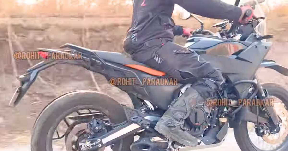 KTM 390 Enduro and 390 Adventure Spotted Testing Together in India - wide